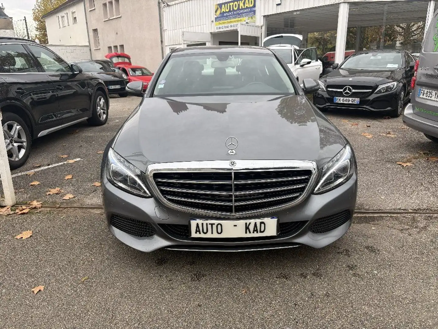 Mercedes-Benz C 180 180 9G-Tronic Executive Gris - 2