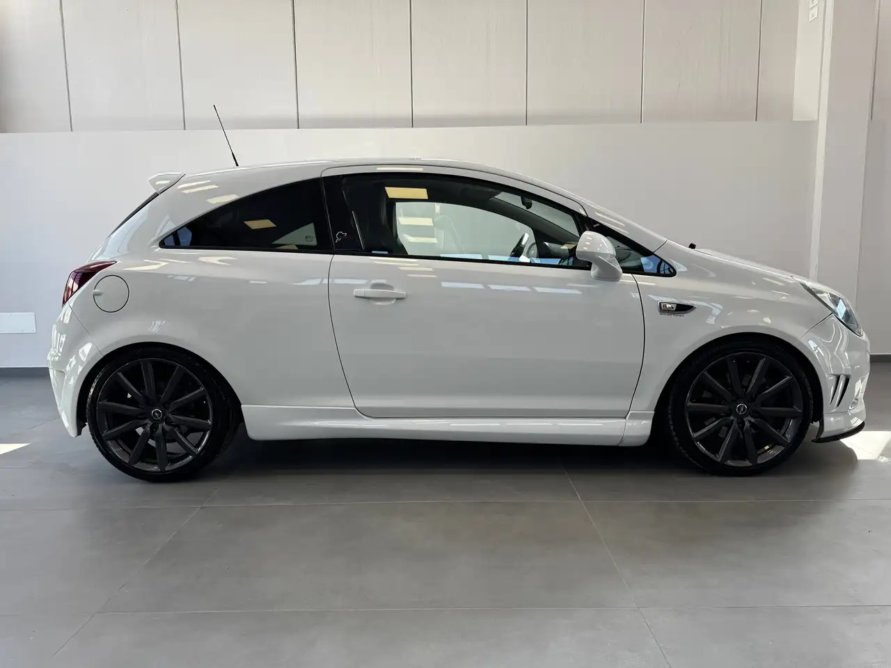 OPEL CORSA 3P 1.6 TURBO 250CH - OPC NURBURGRING EDITION - VOLANT EN CUIR - PACK SPORT