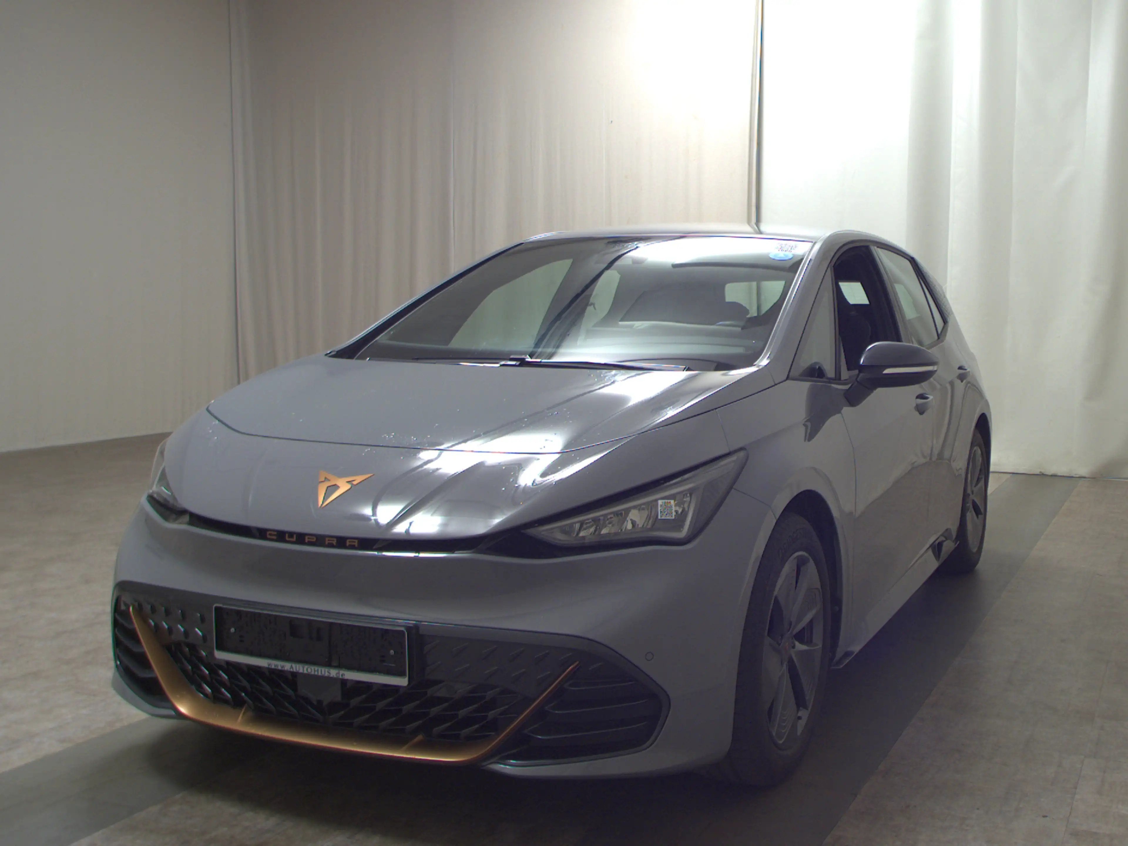 CUPRA Born — photo 2