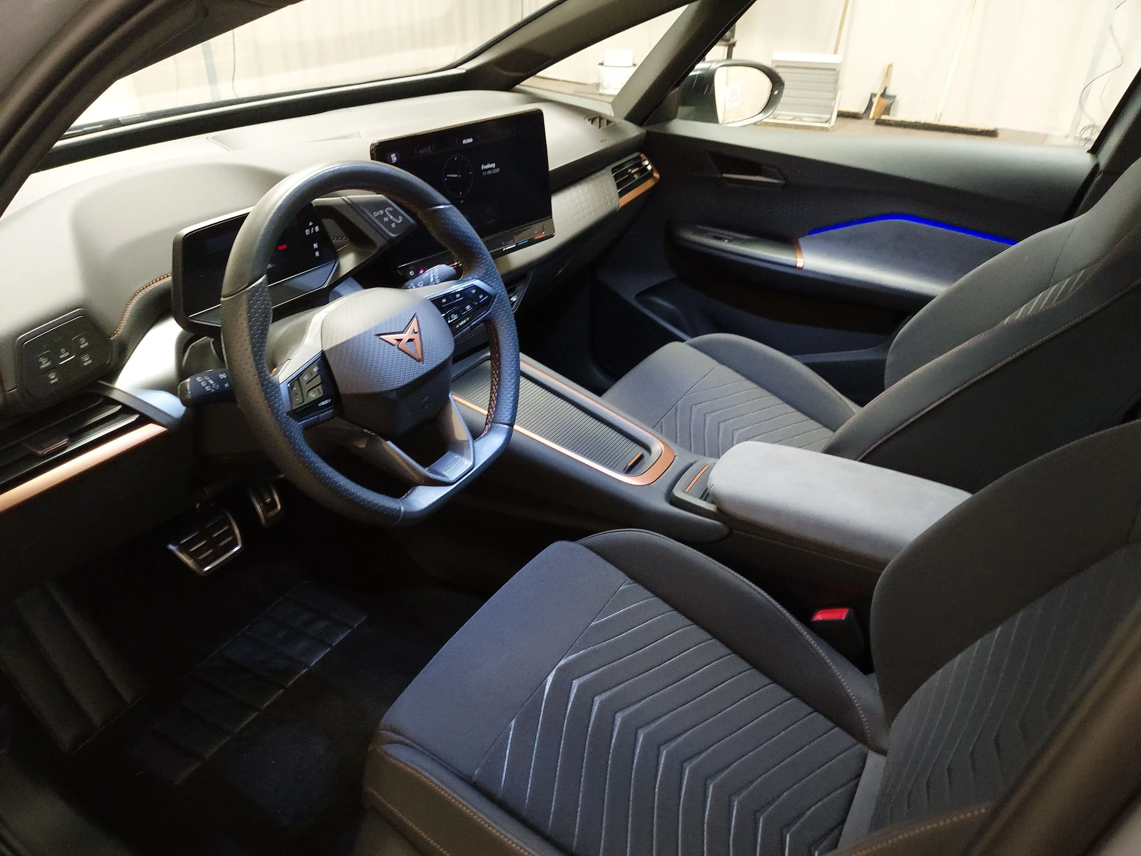 CUPRA Born — photo 6