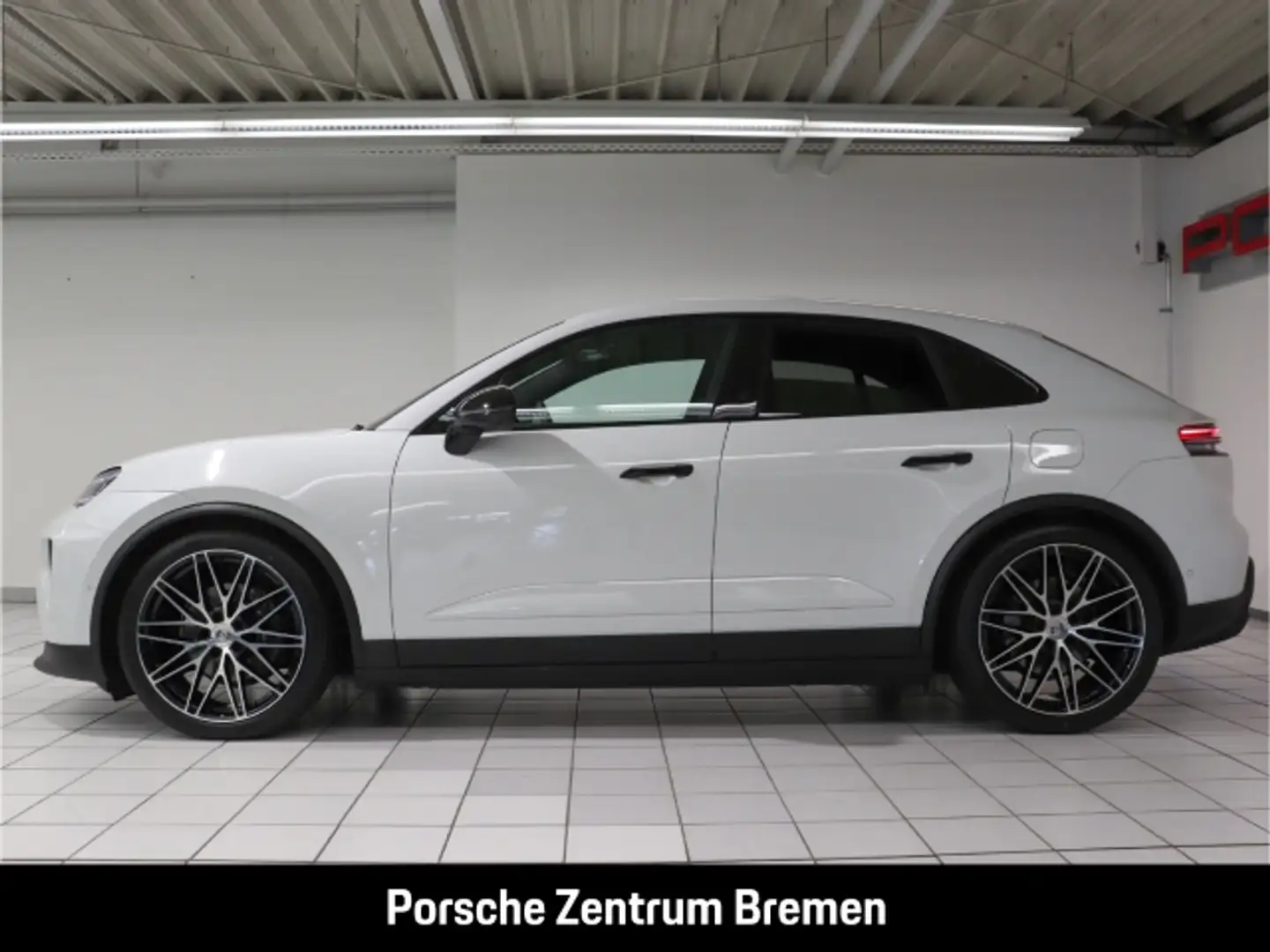 Porsche Macan 4 Sportpaket Luftfederung AHK-el. klappb. Panorama Weiß - 2