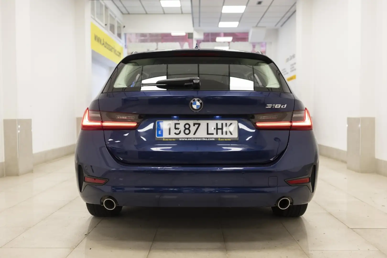 BMW 318 318dA Touring Azul - 2