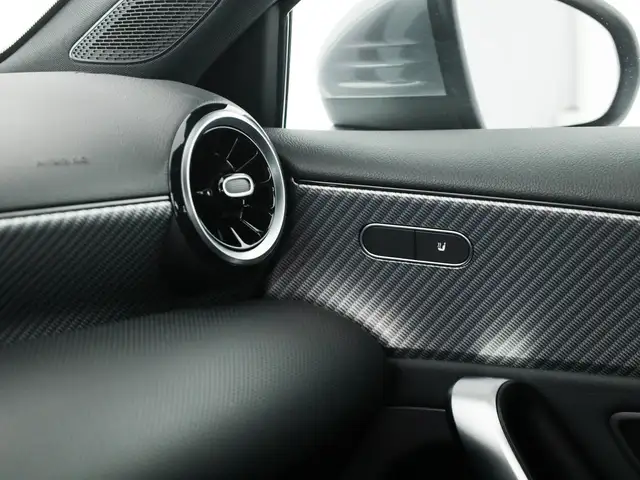 Mercedes-Benz A-Class view 18