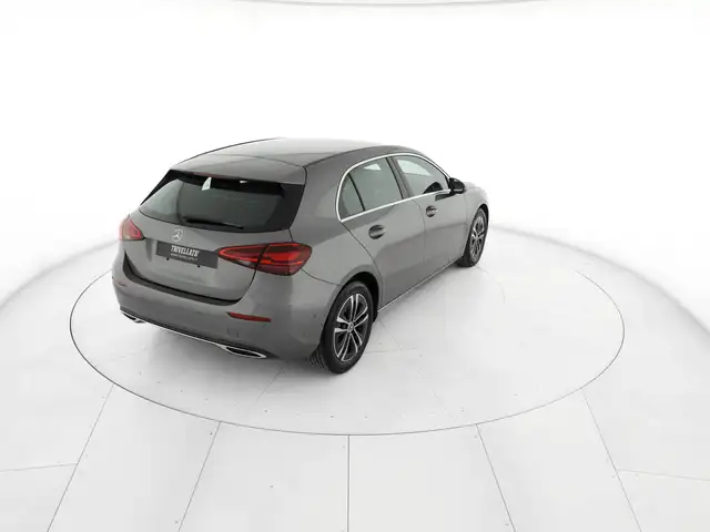 Mercedes-Benz A-Class view 3