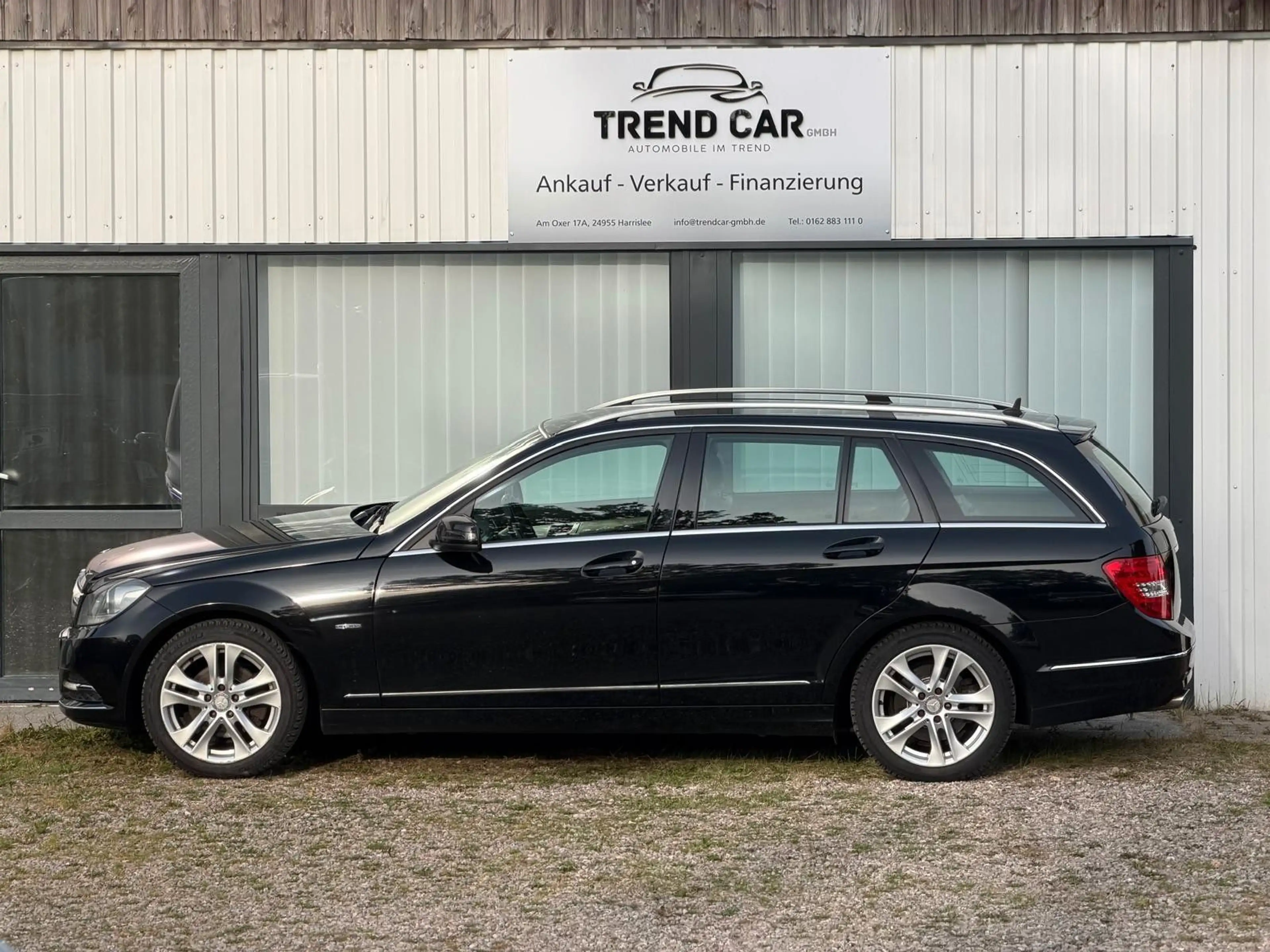 Mercedes-Benz C 250 AVANTGARDE BI XENON NAV LKA AEB — photo 4
