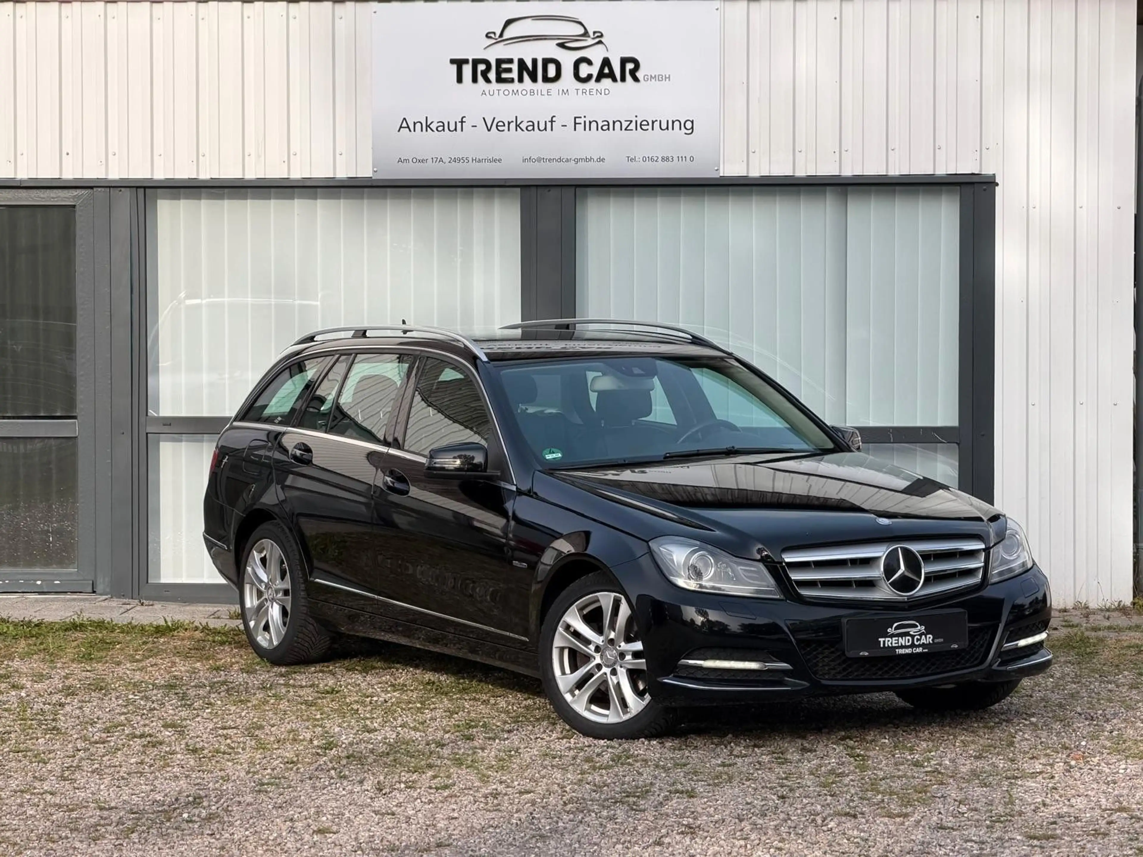 Mercedes-Benz C 250 AVANTGARDE BI XENON NAV LKA AEB