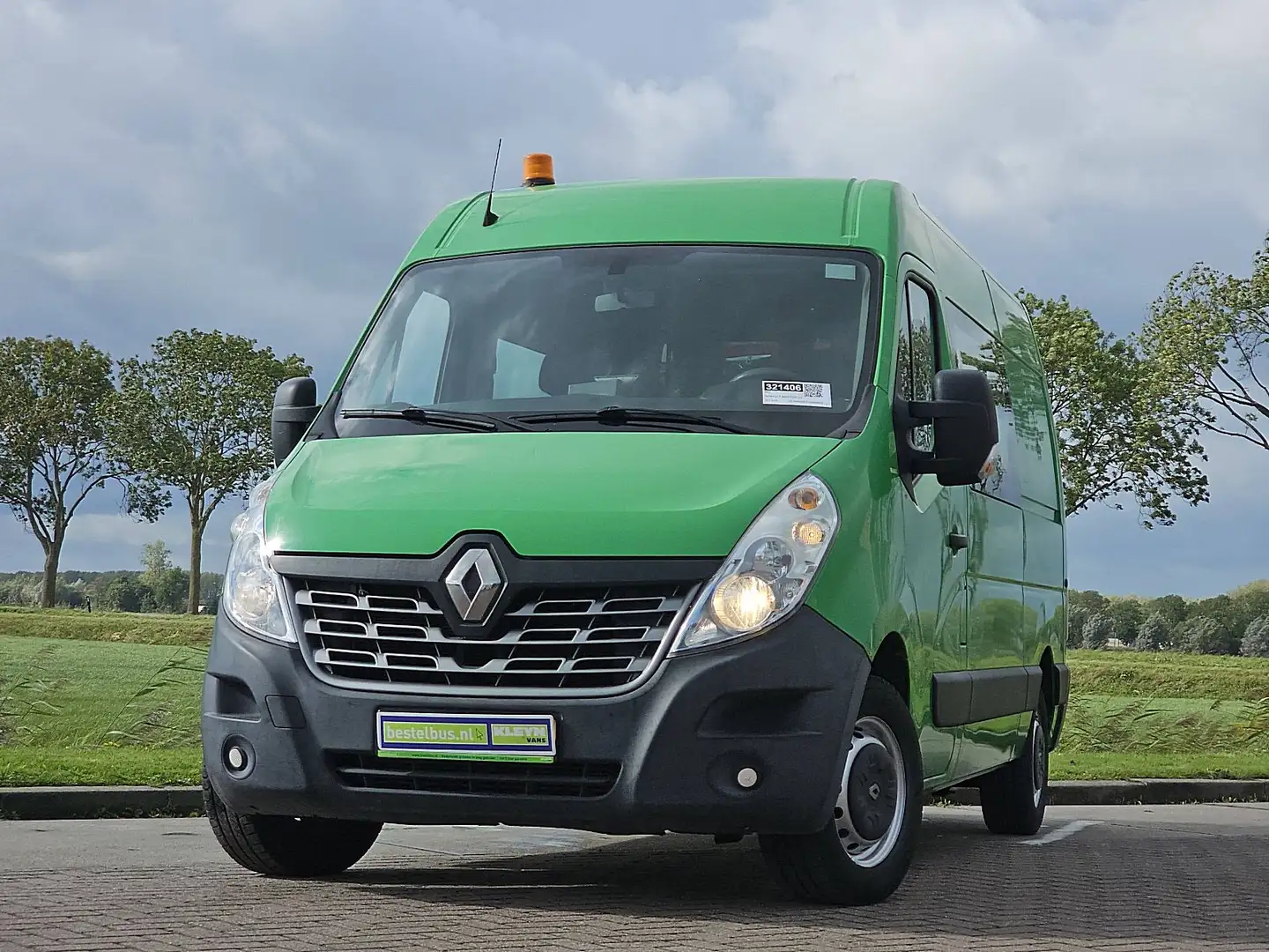 Renault Master T35 2.3 dCi L2H2 Dubbel Cabine Airco Trekhaak 1e E Groen - 2