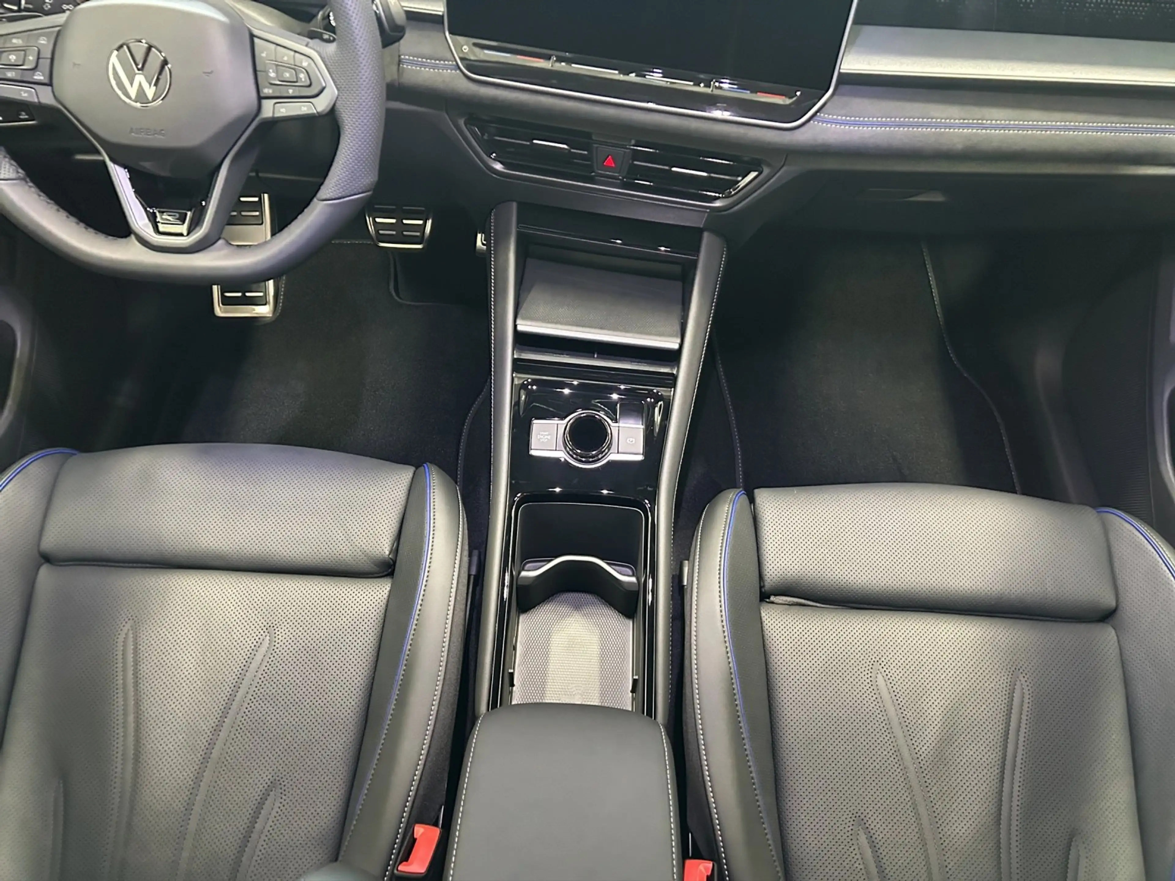 Volkswagen Tayron 2.0 TDI DSG 4MOTION R-Line BLACK STYLE | AHK | 7 S — photo 13