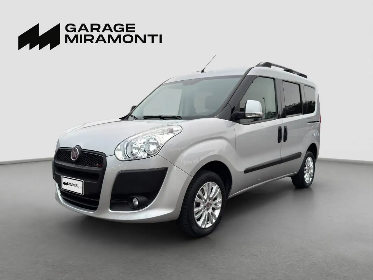 Fiat Doblo 1.3 MultiJet 90cv Dynamic - AUTOVETTURA 5 POSTI Gris - 1