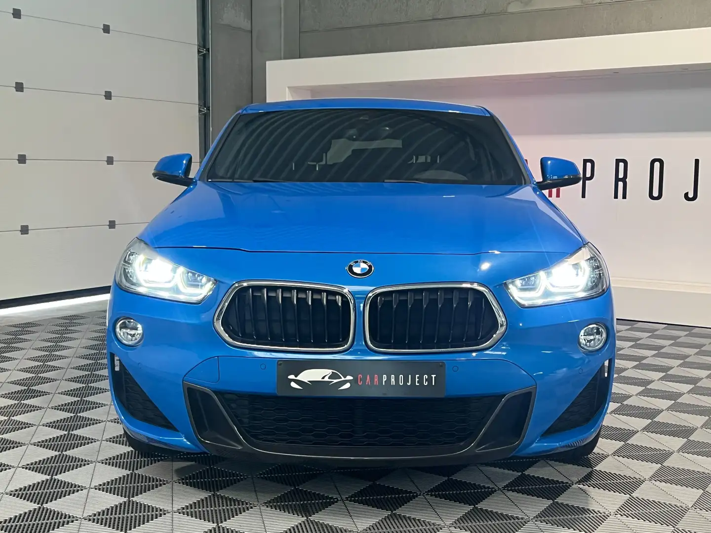 BMW X2 X2 2.0iA xDrive20 PACK M INT+EXT/GPS PRO/CAM/PDC Bleu - 2
