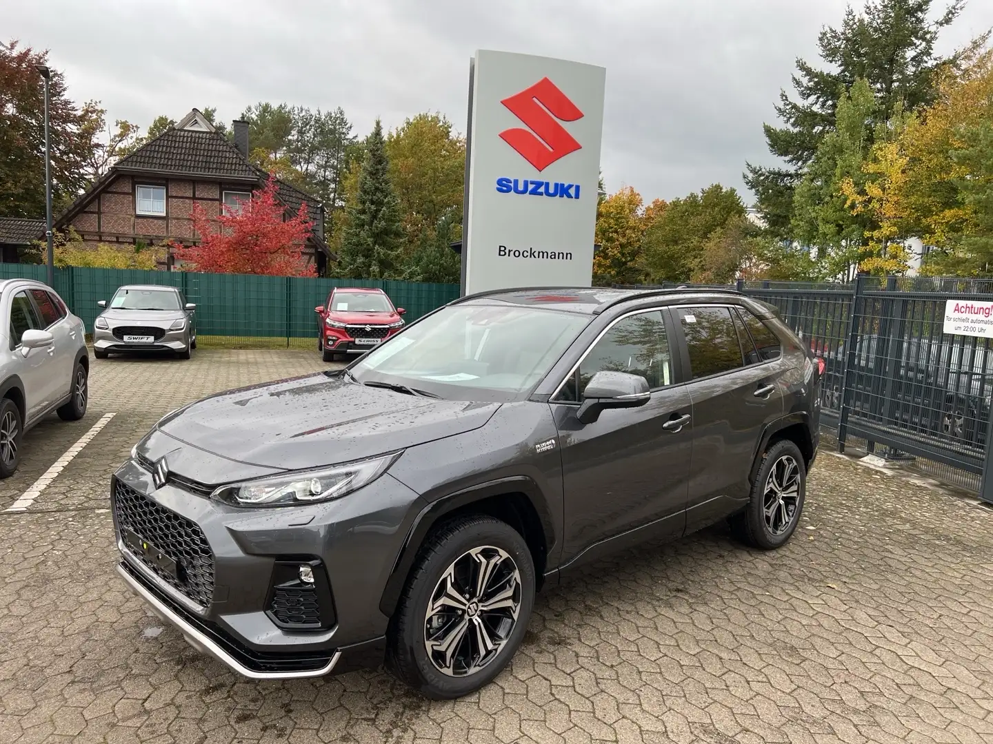 Suzuki Across PLUG-IN HYBRID Comfort+ Grau - 1
