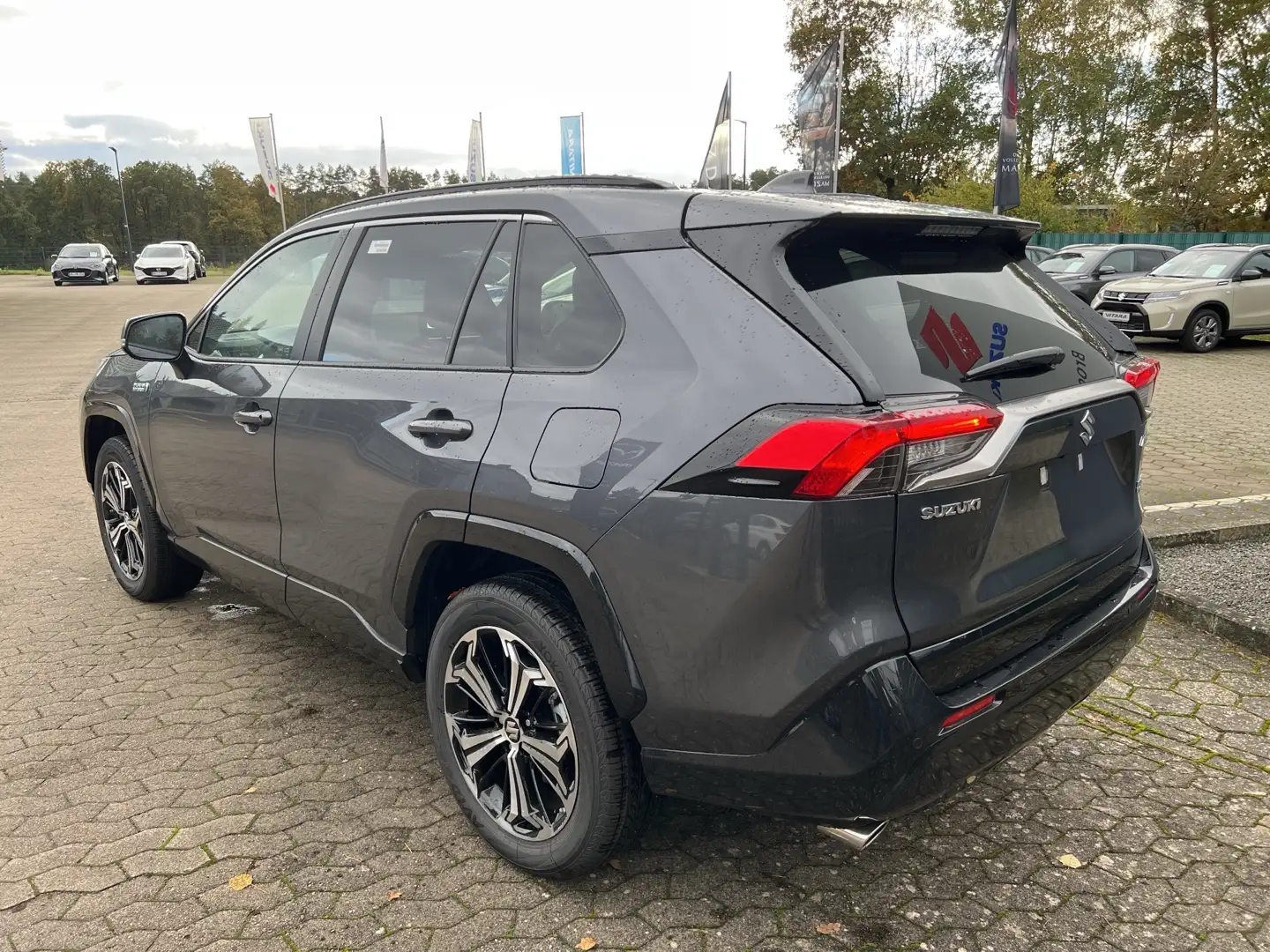 Suzuki Across PLUG-IN HYBRID Comfort+ Grau - 2