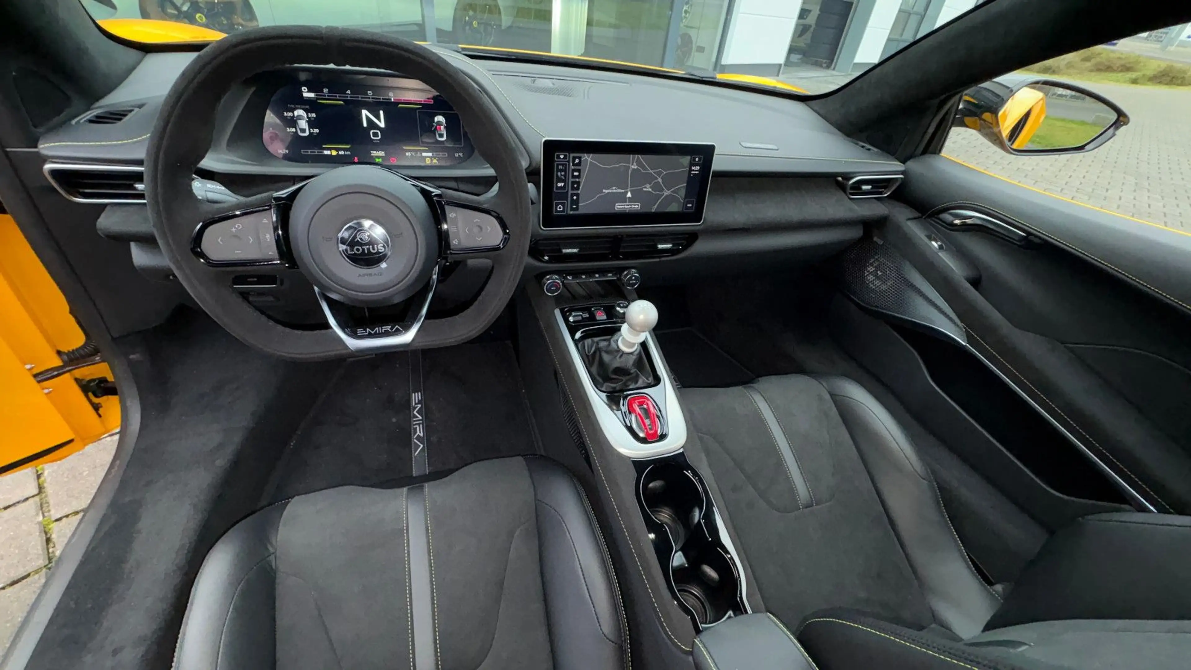 Lotus Emira V6 SE, Lotus am Ring by Komo-Tec GmbH — photo 14