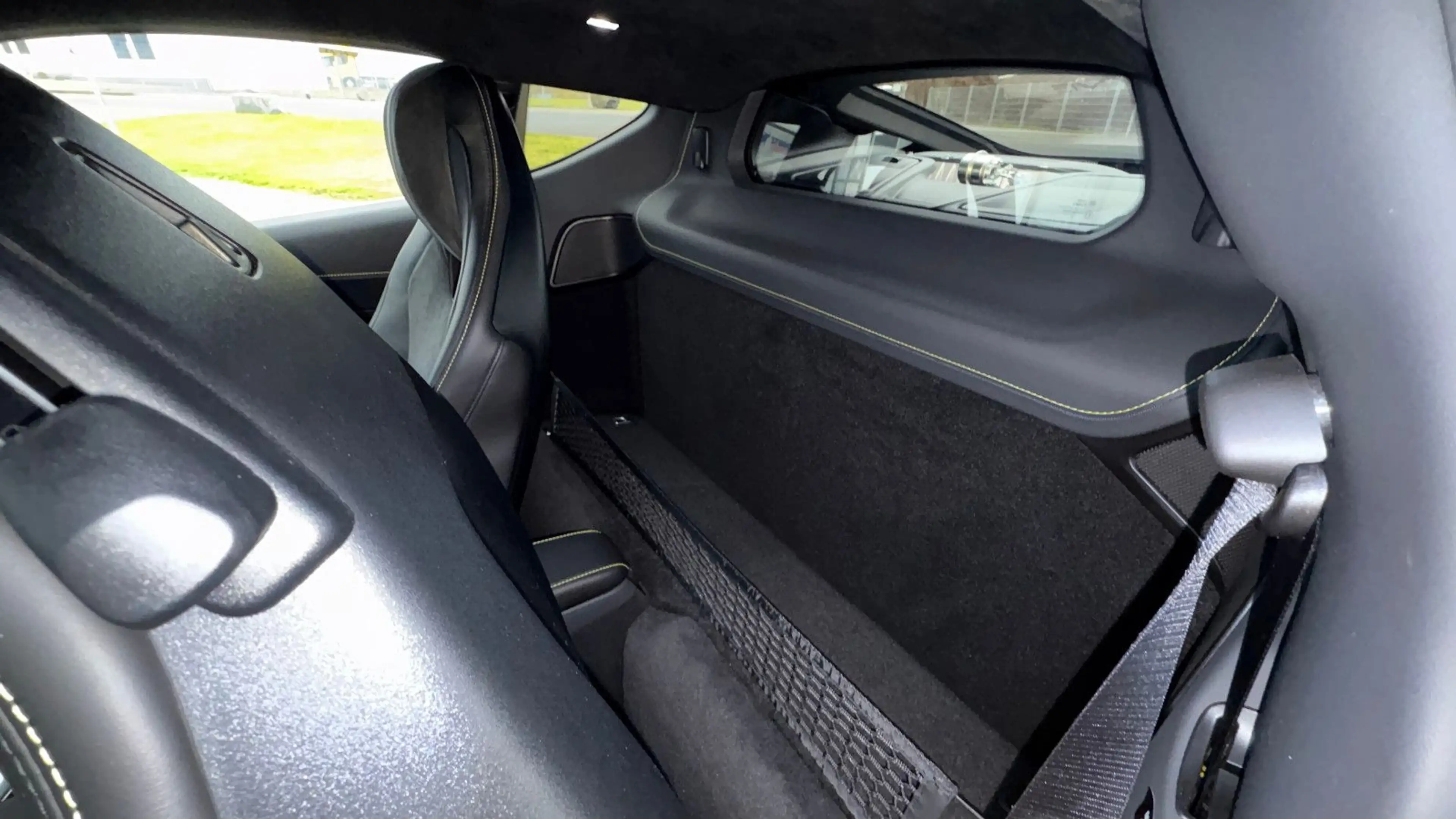 Lotus Emira V6 SE, Lotus am Ring by Komo-Tec GmbH — photo 18