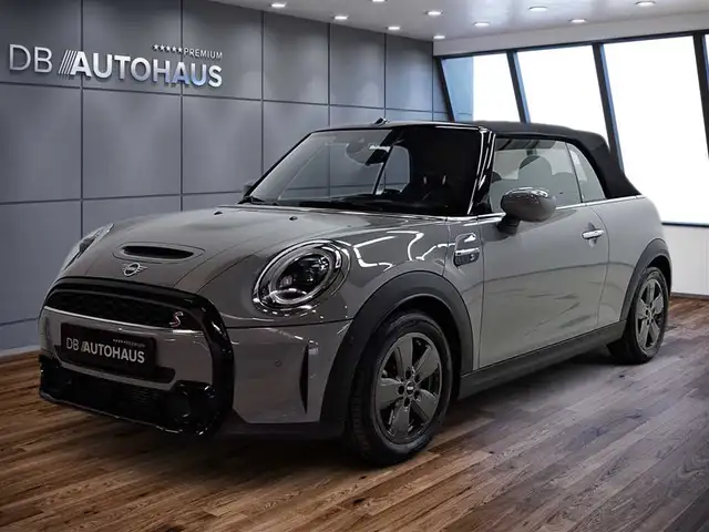 MINI Cooper S Cabrio Steptronic