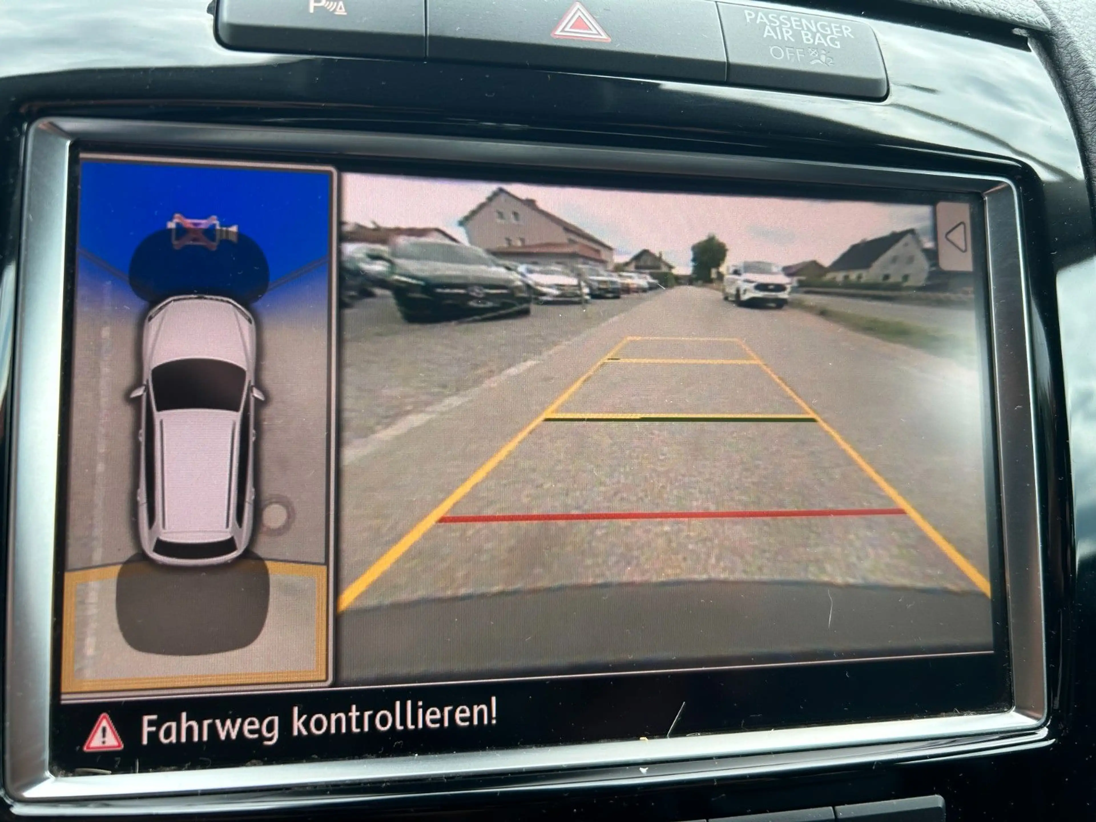 Volkswagen Touareg V6 TDI BMT — photo 10
