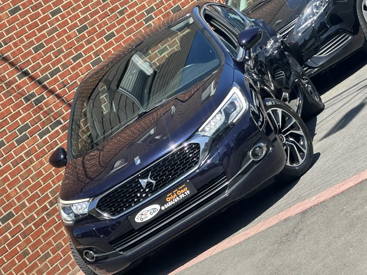 DS Automobiles DS 4 // PARFAIT ÉTAT // CARNET D’ENTRETIEN// Bleu - 1