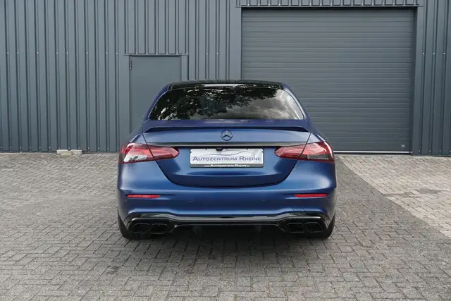 Mercedes-Benz E Class view 6