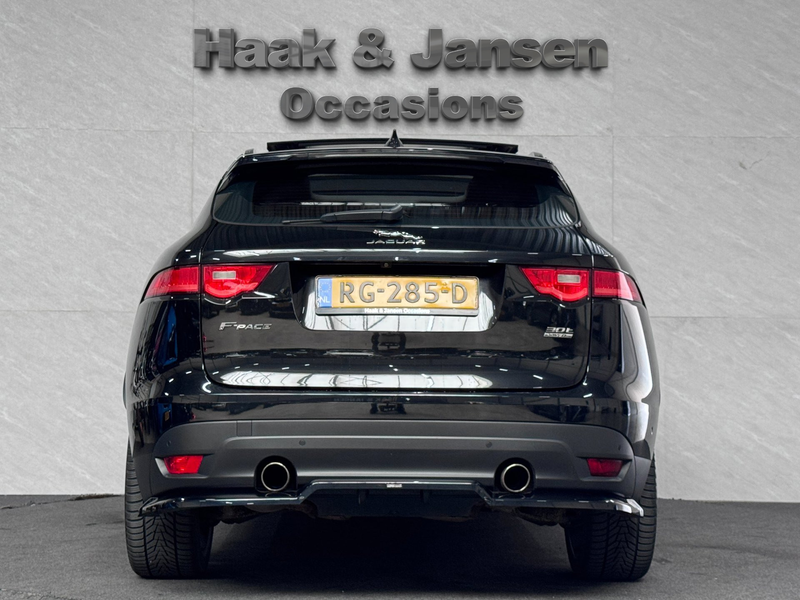 Jaguar F-Pace 2.0 Portfolio AWD 30t Meridian Panoramadak HUD — photo 6