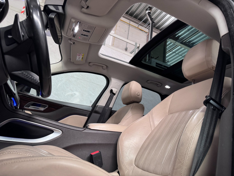 Jaguar F-Pace 2.0 Portfolio AWD 30t Meridian Panoramadak HUD — photo 11