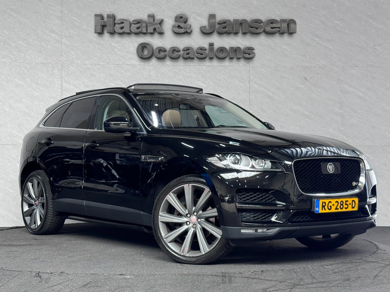 Jaguar F-Pace 2.0 Portfolio AWD 30t Meridian Panoramadak HUD — photo 2