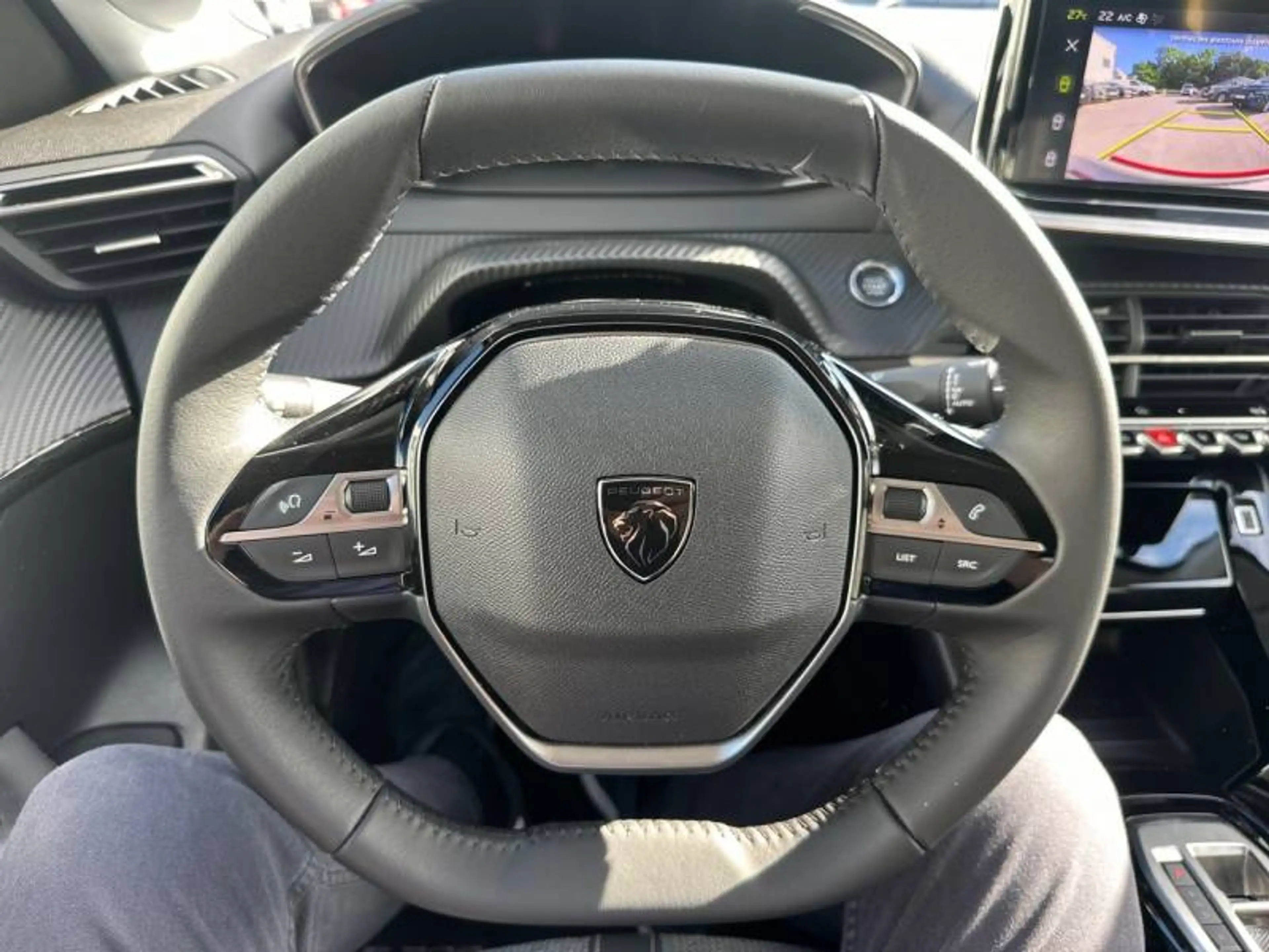 Peugeot 208 2 e-208 156 Allure — photo 13