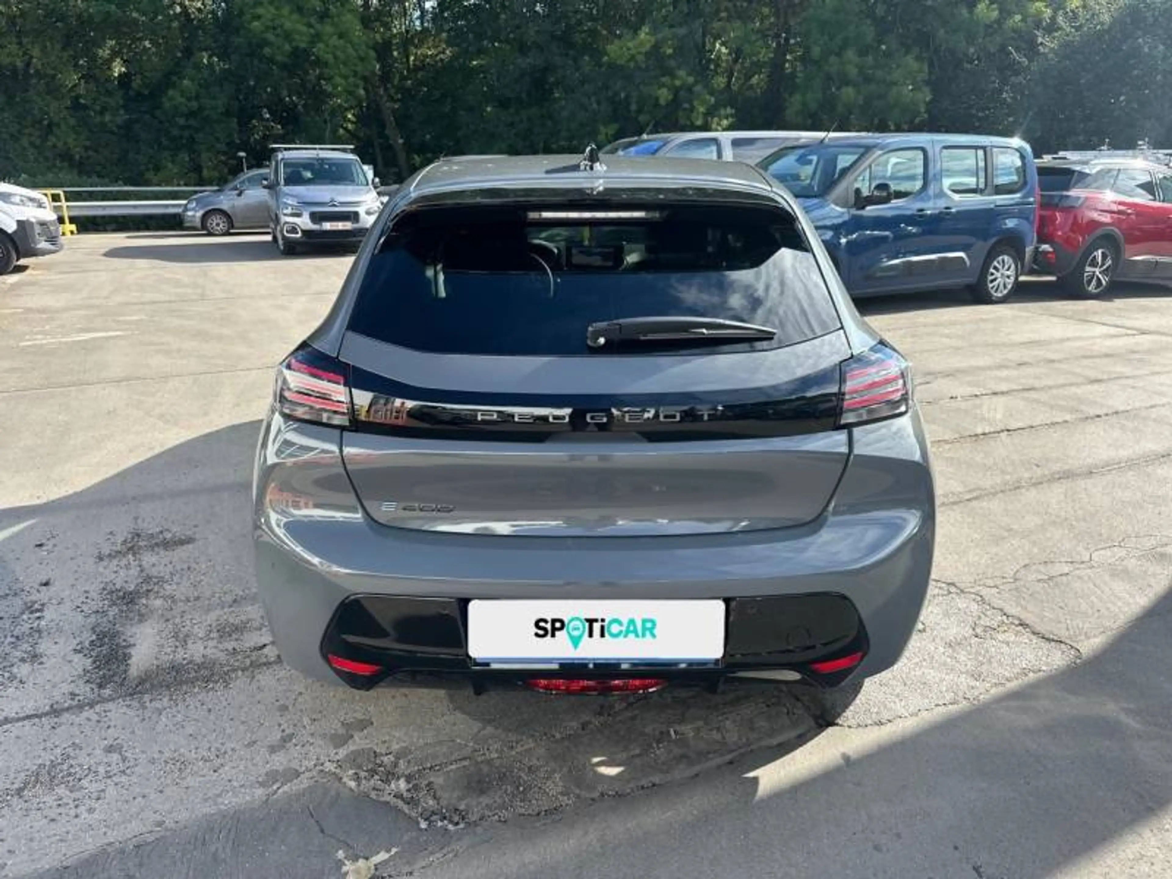 Peugeot 208 2 e-208 156 Allure — photo 5