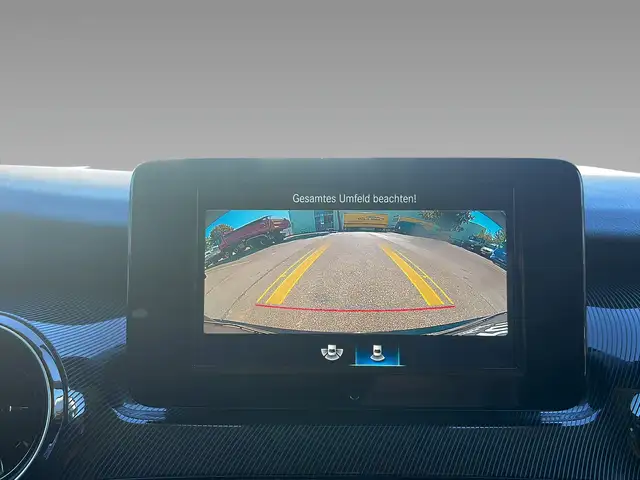 Mercedes-Benz V-Class view 14