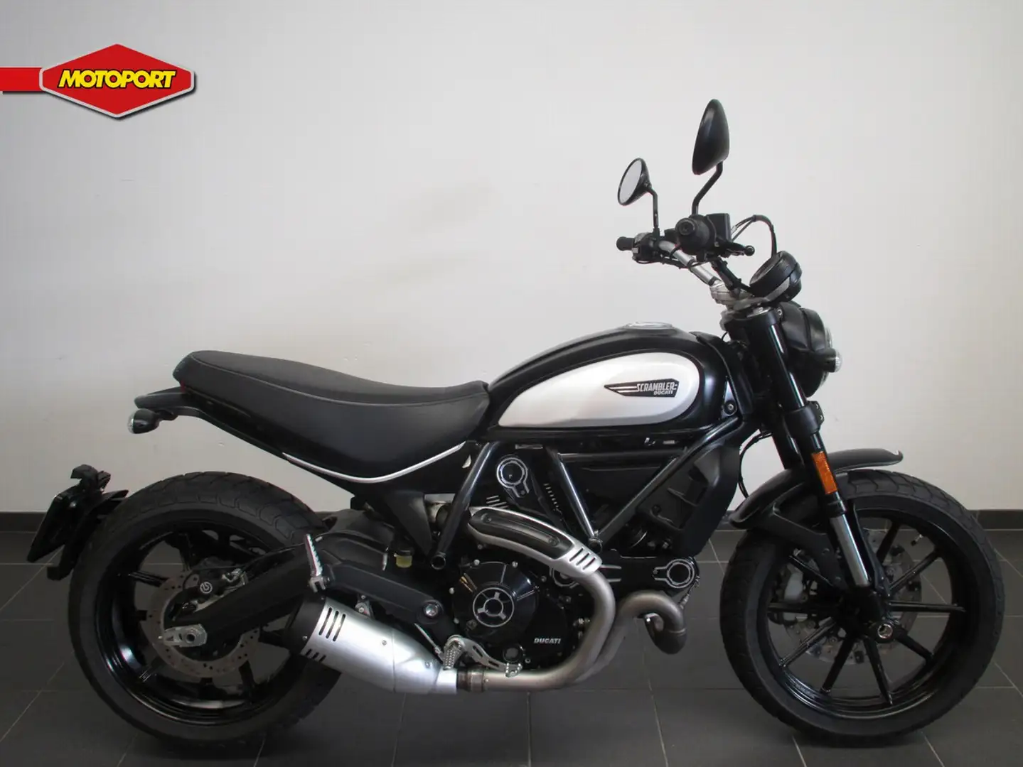 Ducati Scrambler ICON DARK Zwart - 1