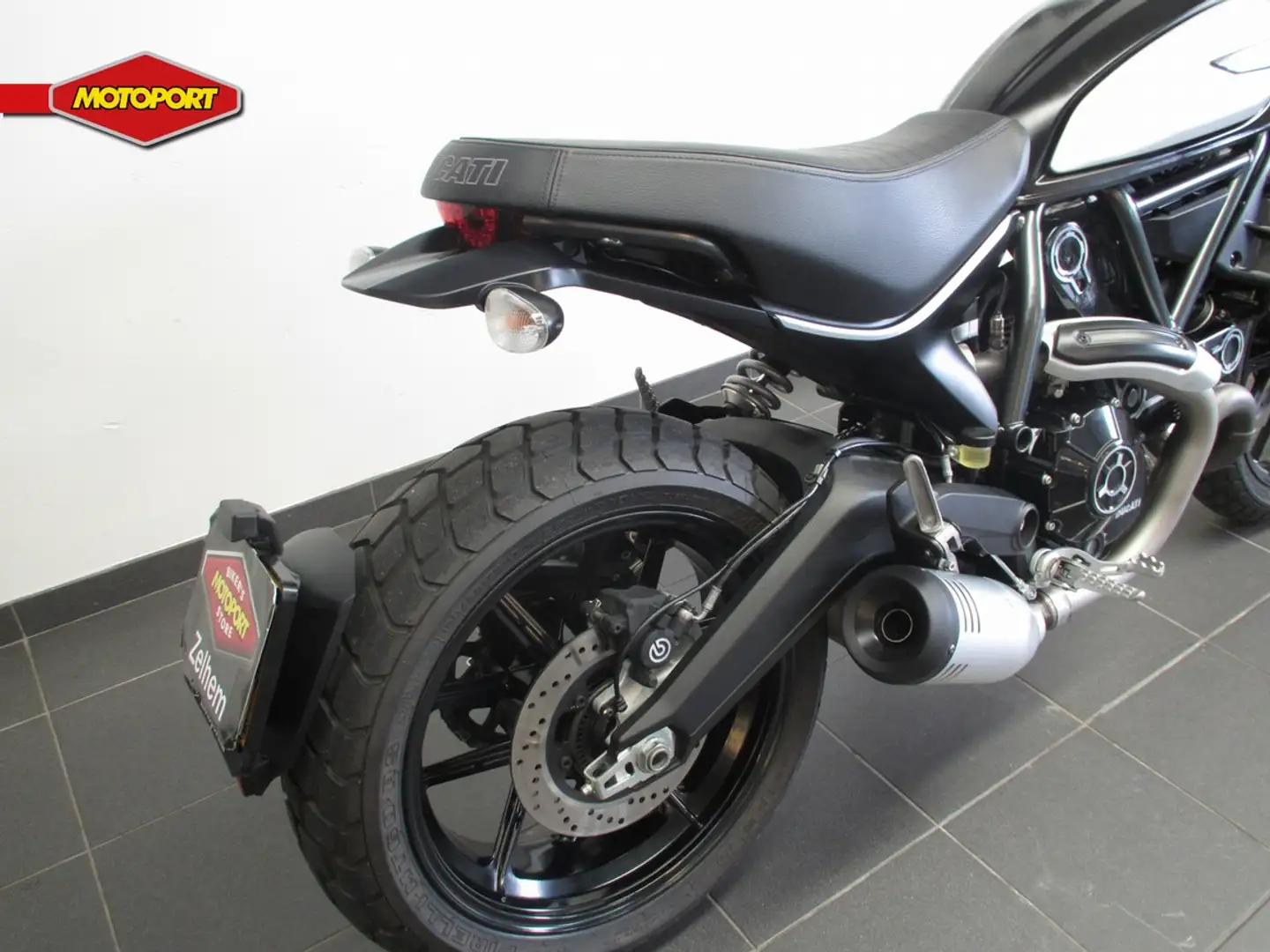 Ducati Scrambler ICON DARK Zwart - 2