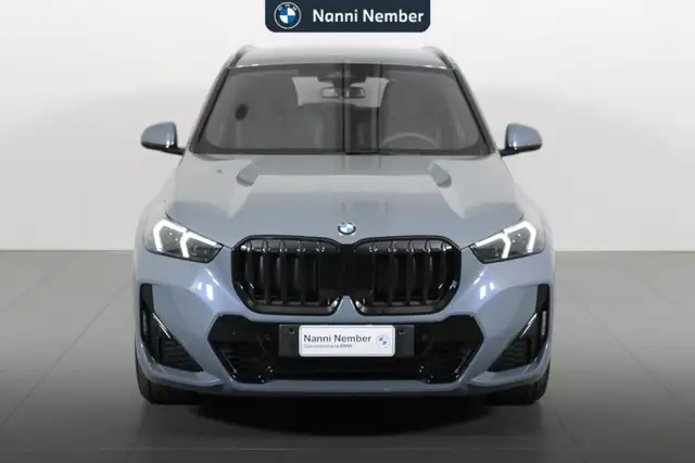 BMW X1 view 2