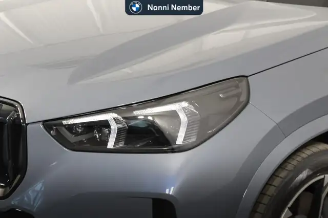 BMW X1 view 5