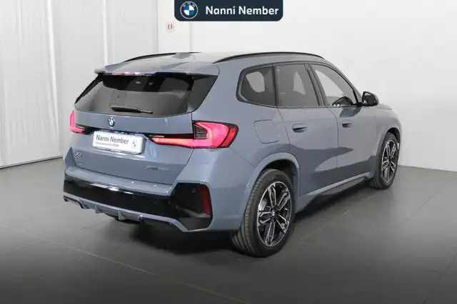 BMW X1 view 3
