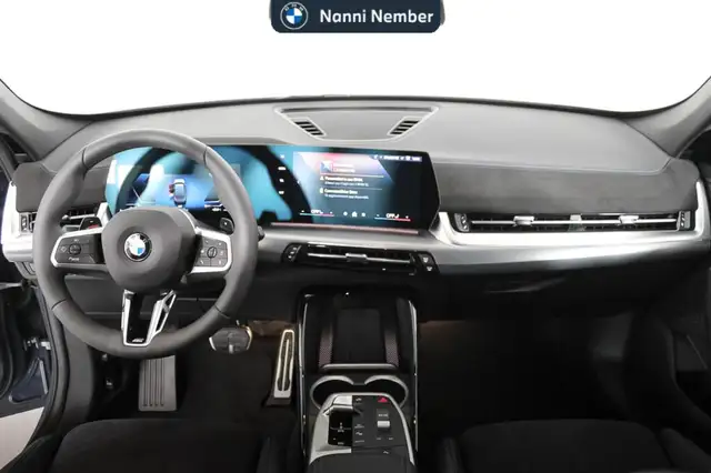 BMW X1 view 10