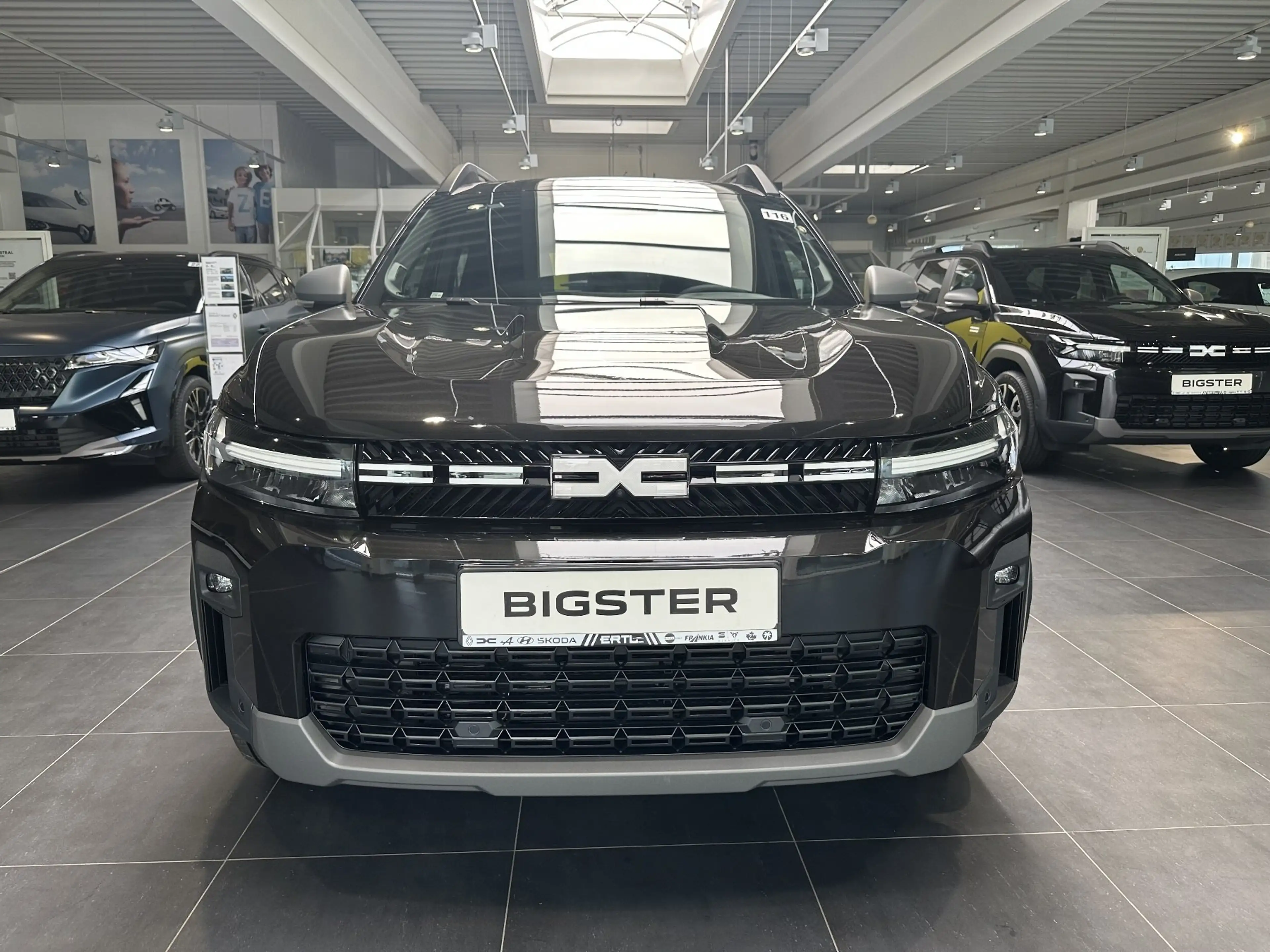 Dacia Bigster Journey Hybrid-G 150 PS 4x4 — photo 2