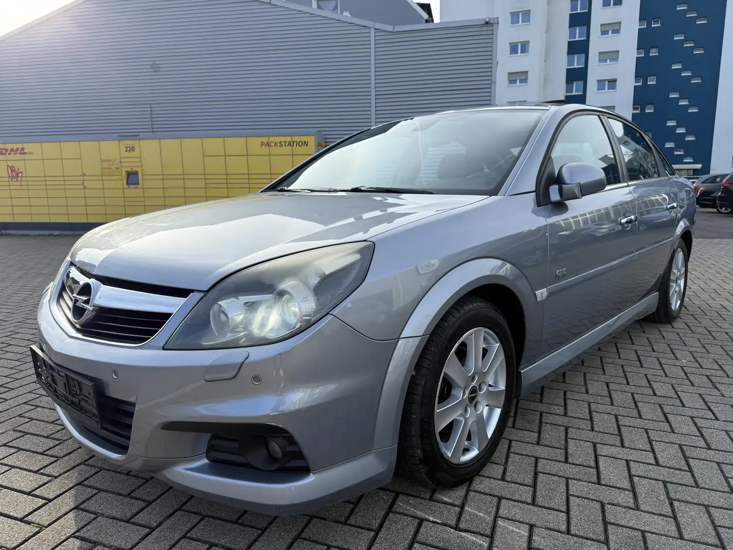 Opel Vectra OPC / SPORT / SPORTFAHRWERK Grau - 1
