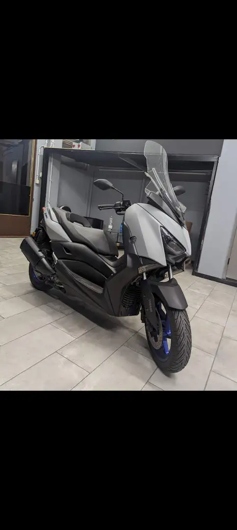 Yamaha X-Max 300 Grigio - 2