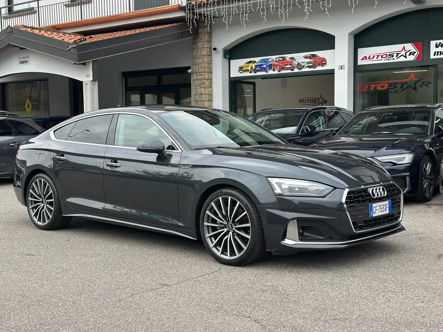 Audi A5 Sportback 40 2.0 tdi  Advanced 204cv s-tronic Gris - 1