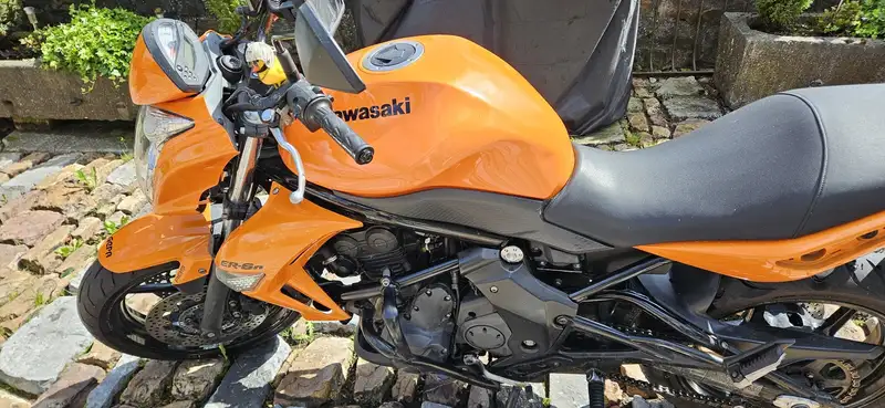 Kawasaki ER-6n - foto 7