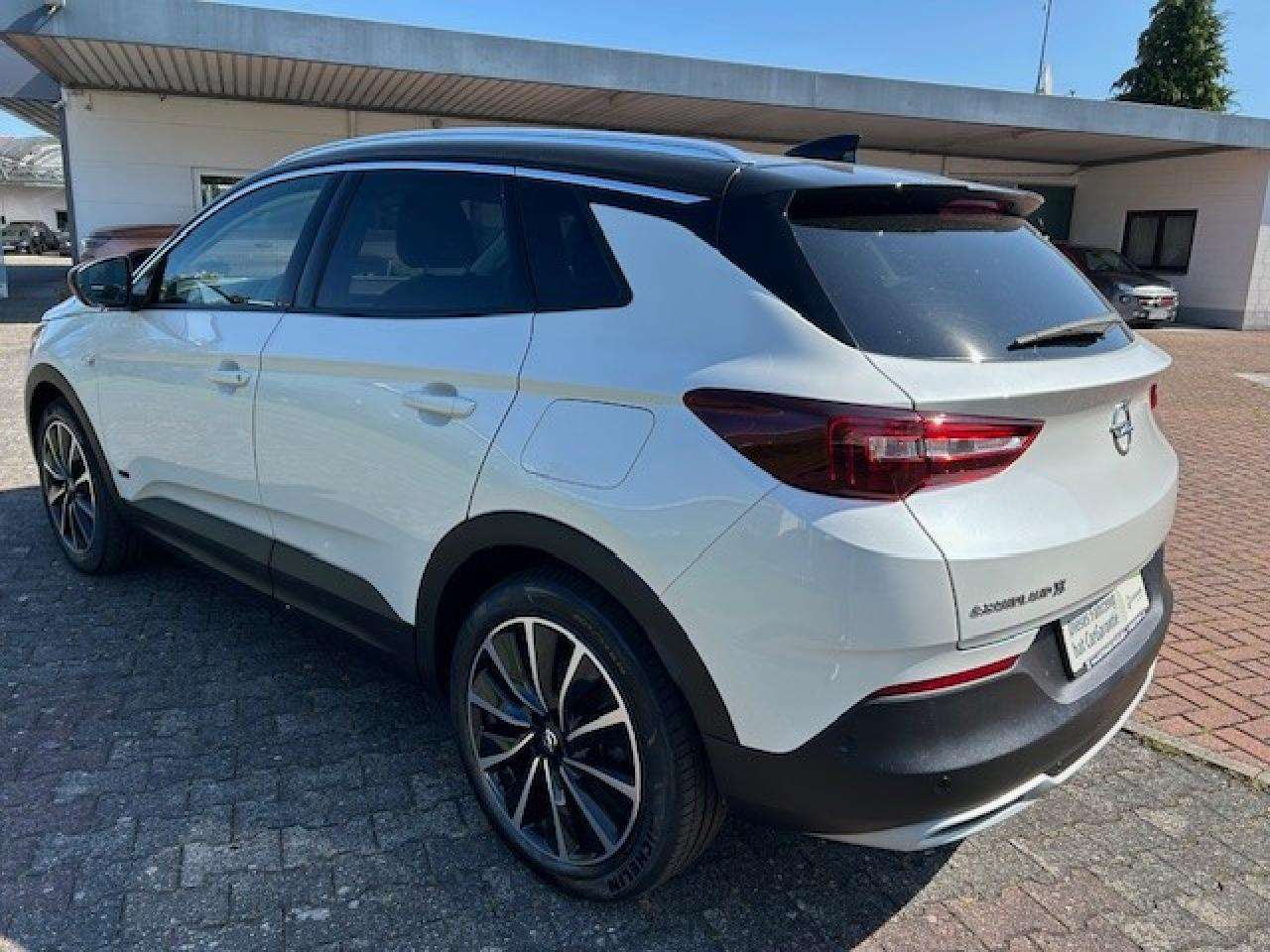 Opel Grandland