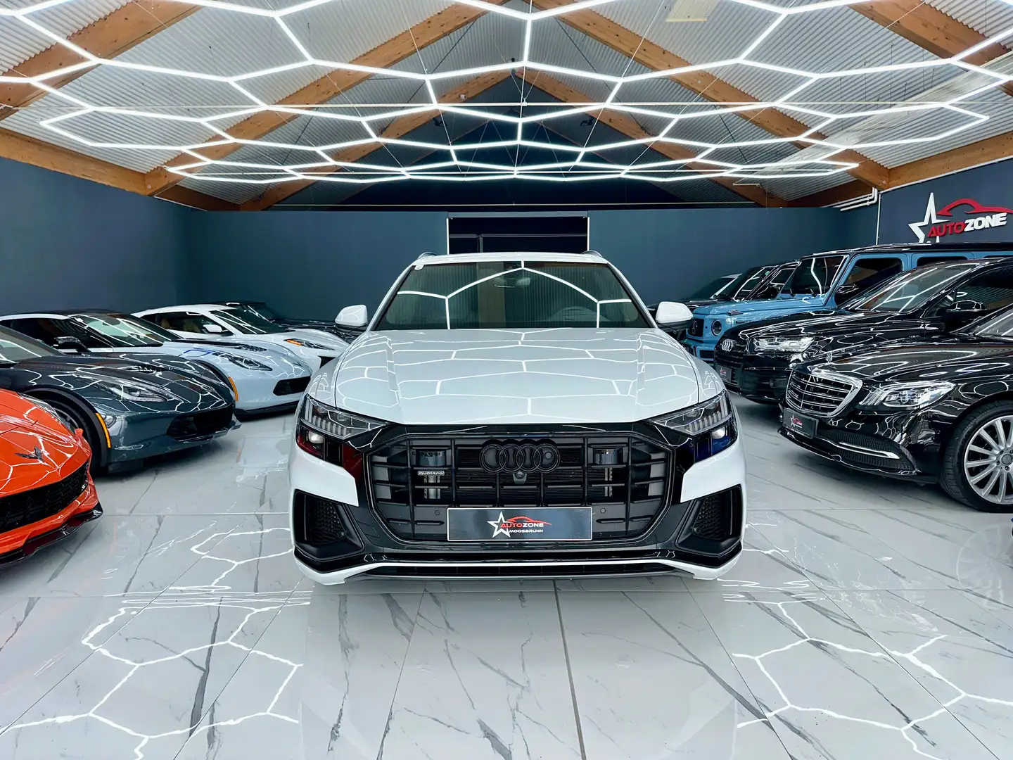 Audi Q8 55 TFSI e quattro 3 x S-Line Blanc - 2