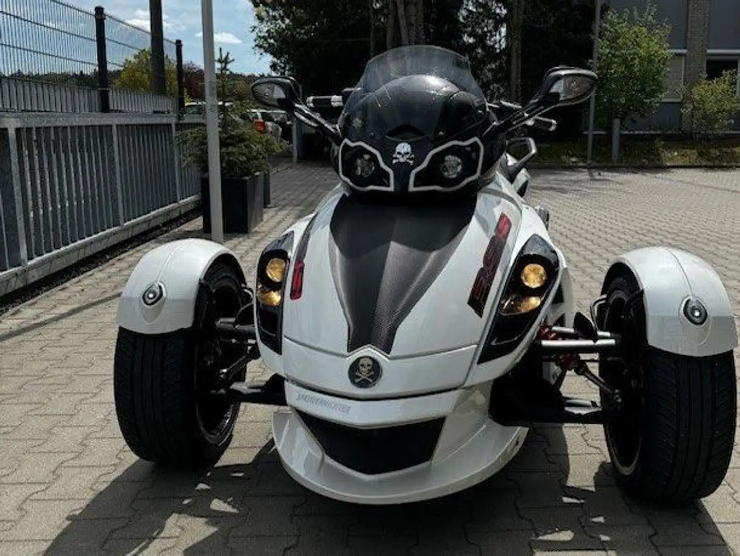 Can Am Spyder RS RSS Blanc - 1