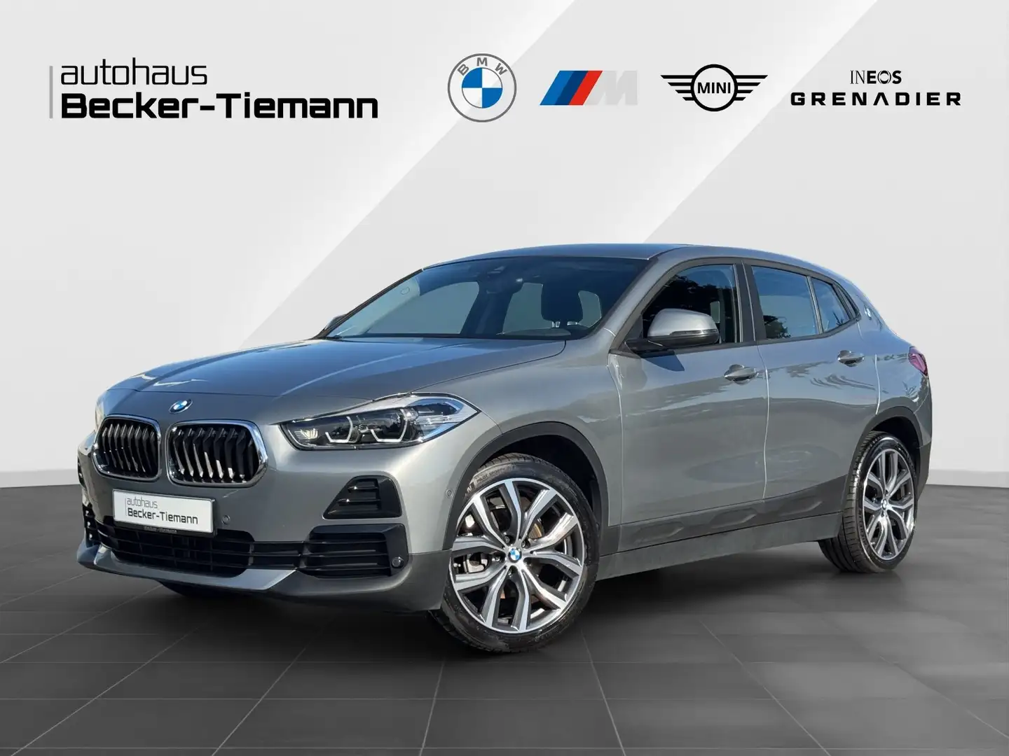 BMW X2 sDrive18i Advantage | Navi | Driv.Assist. | LED-Sc Grau - 1