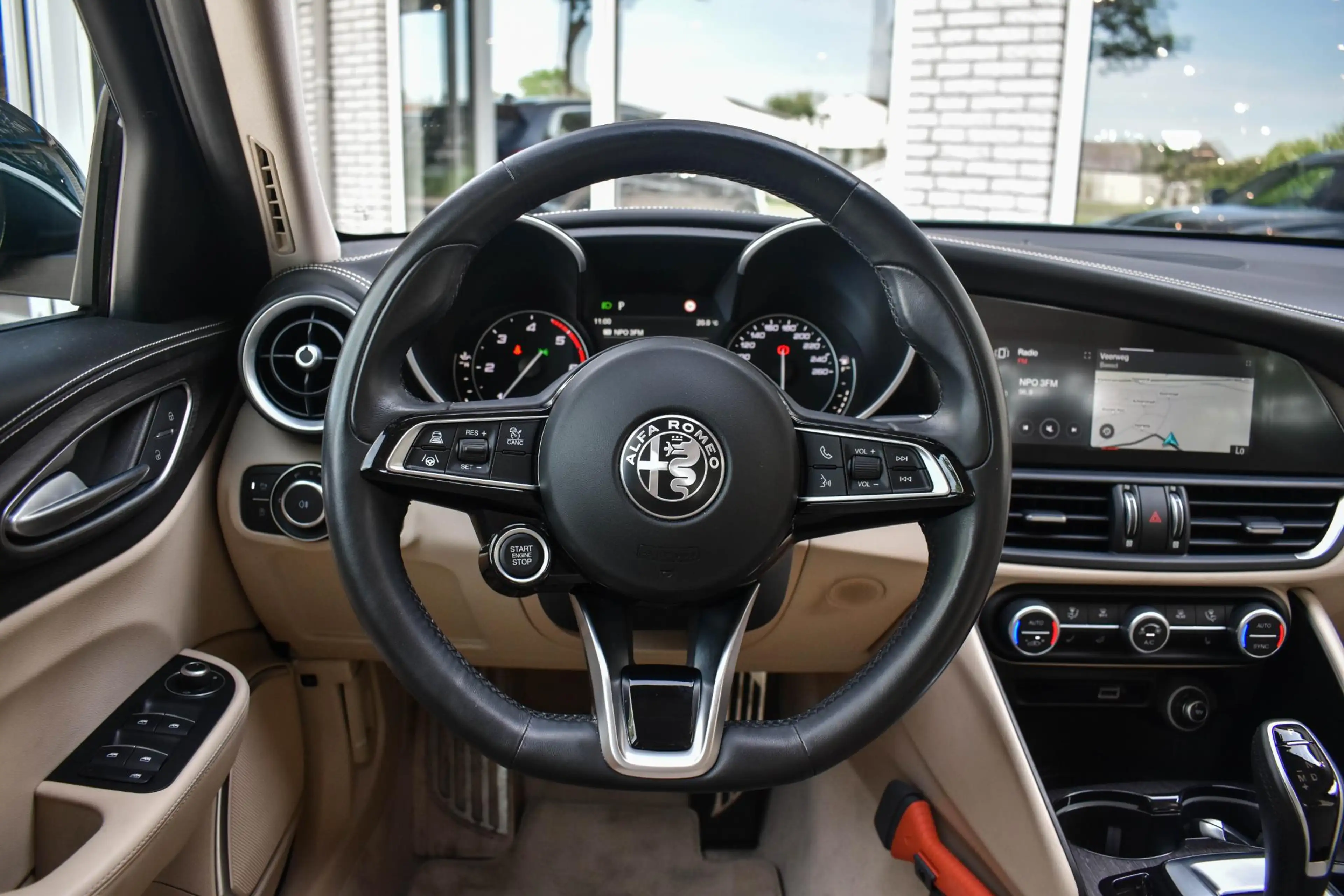 Alfa Romeo Giulia 2.2 TI Verde Visconti Leder Carplay Stoelverw. — photo 50