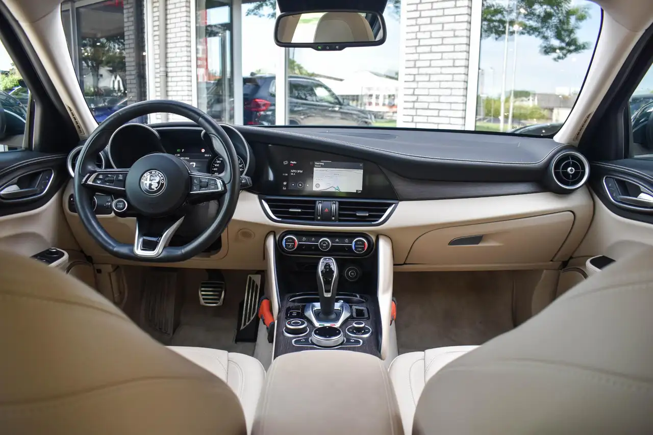 Alfa Romeo Giulia 2021