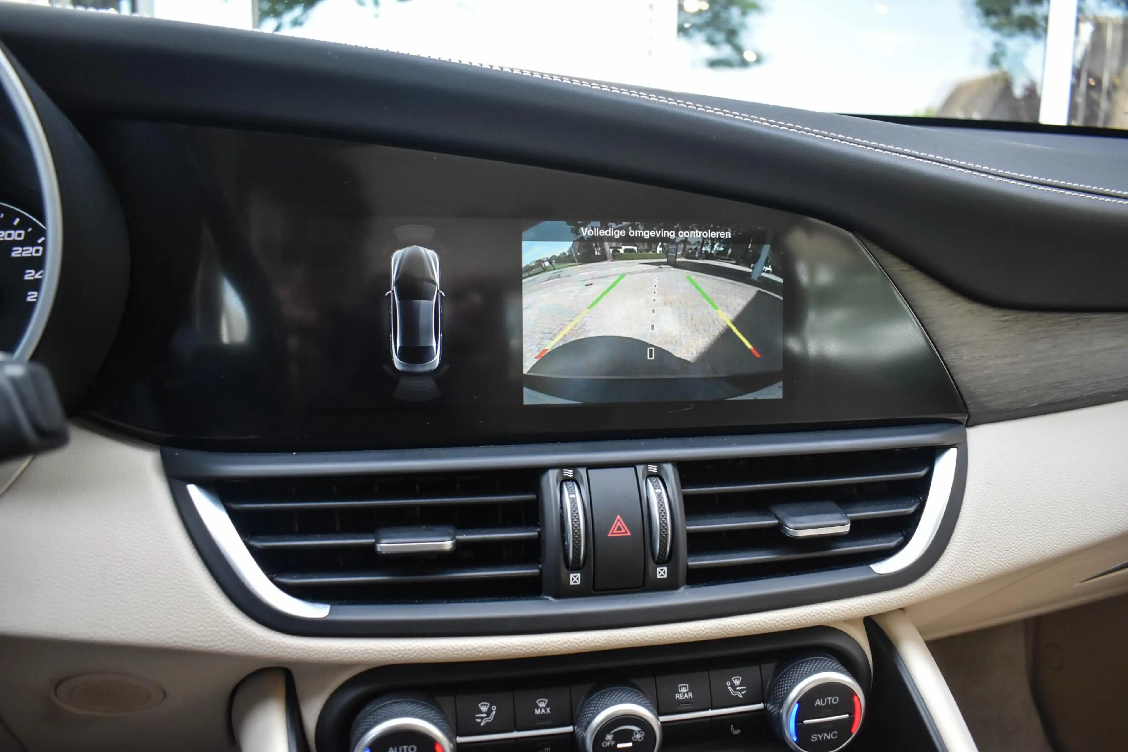 Alfa Romeo Giulia 2.2 TI Verde Visconti Leder Carplay Stoelverw. — photo 22