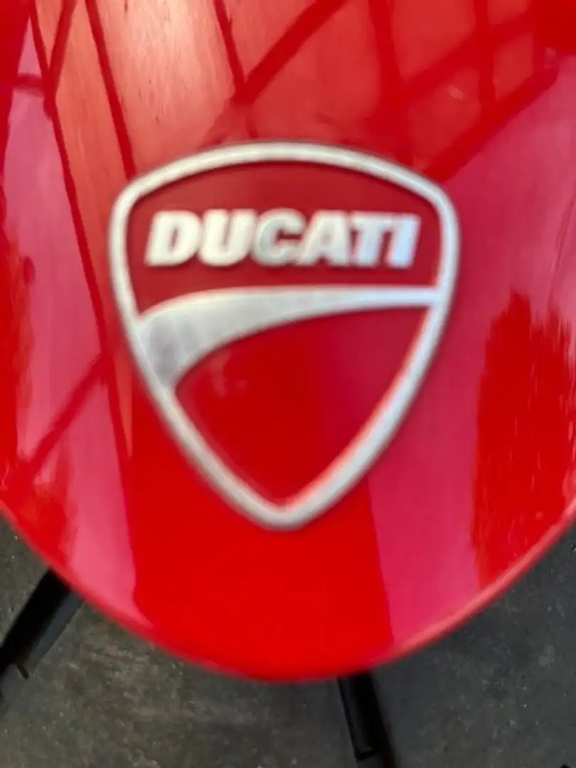 Ducati Monster 1200 Červená - 1