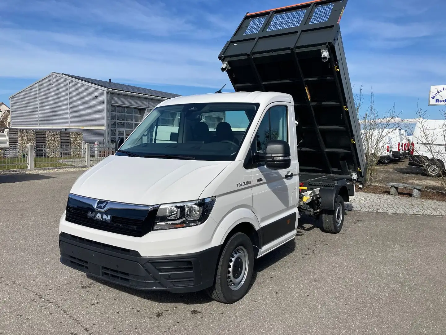 MAN TGE 3.180 L3 3-Seitenkipper 4x4 Allrad*Kamera* Weiß - 1