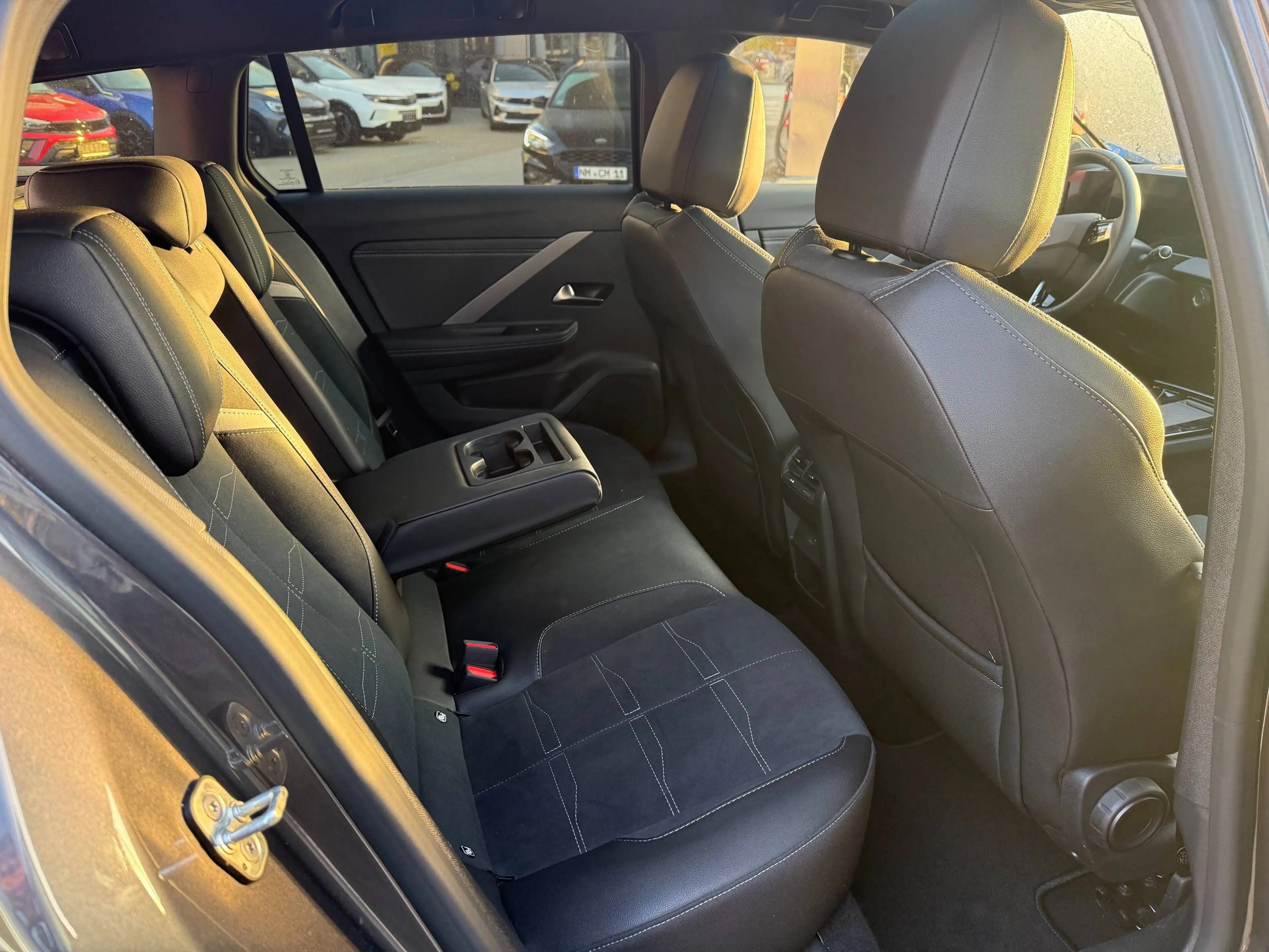 Opel Astra GS — photo 12