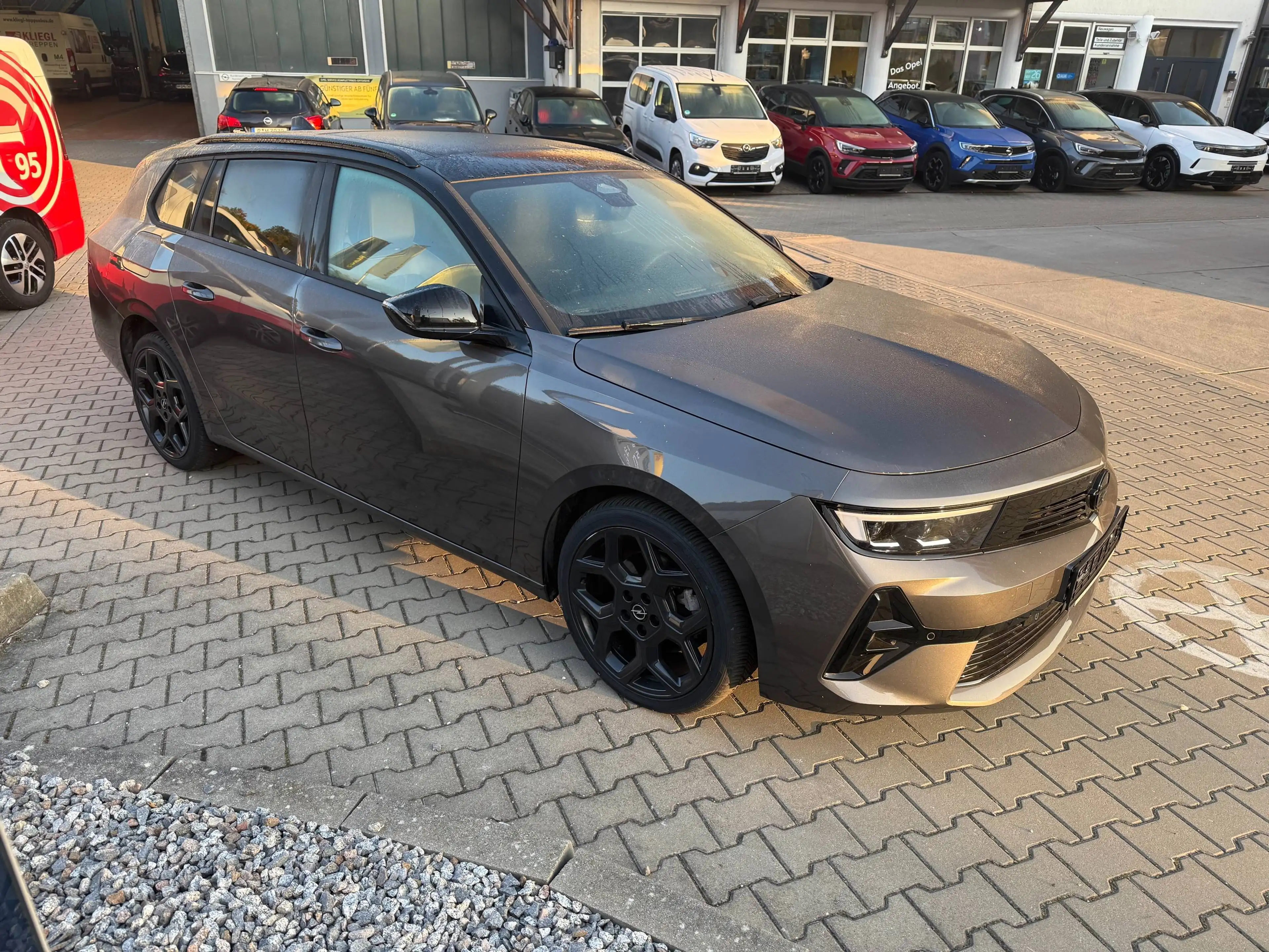 Opel Astra GS — photo 3
